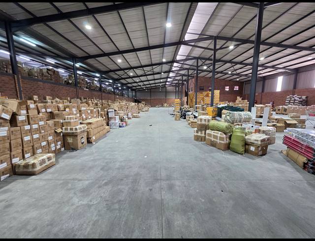 3,024M² WAREHOUSE TO LET IN ORMONDE